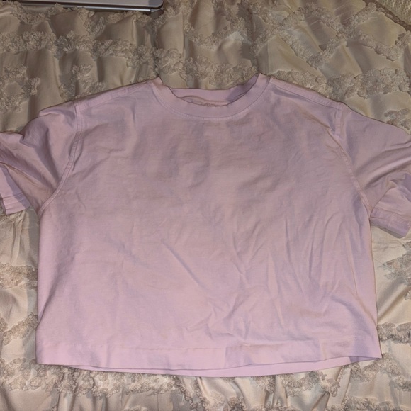 Lululemon cropped tee - Picture 1 of 3
